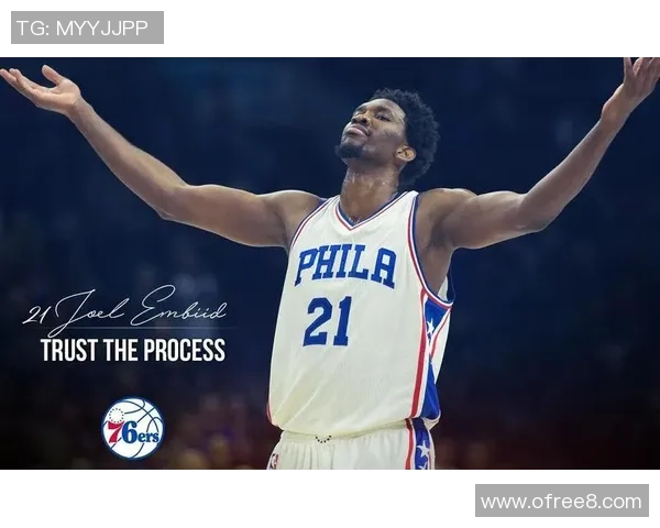 乔尔恩比德如何在NBA赛场上展现统治力与领导魅力的双重风采 乔尔恩比德如何在NBA赛场上展现统治力与领导魅力的双重风采