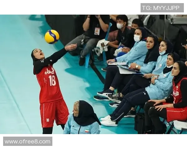 伊朗女排迎战澳大利亚队展开激烈角逐力争在国际赛场上取得佳绩 伊朗女排迎战澳大利亚队展开激烈角逐力争在国际赛场上取得佳绩