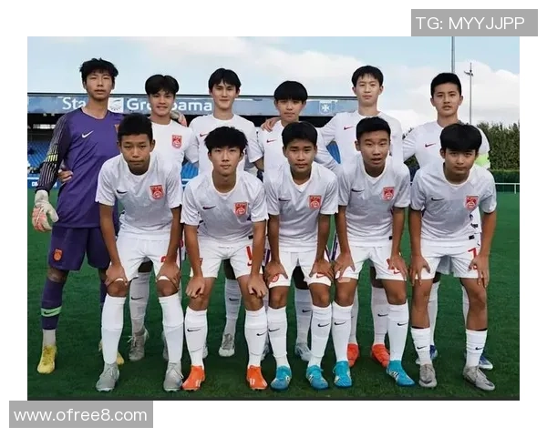 威科姆与女王巡游的激烈对决揭示足球魅力与团队精神的完美结合 威科姆与女王巡游的激烈对决揭示足球魅力与团队精神的完美结合